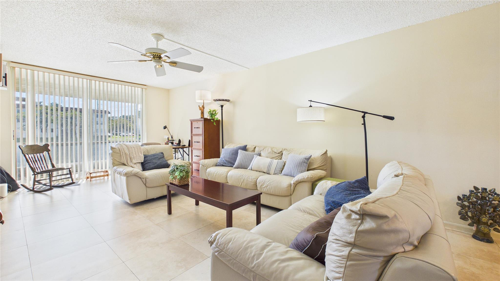 381 S Hollybrook Drive - Photo 7