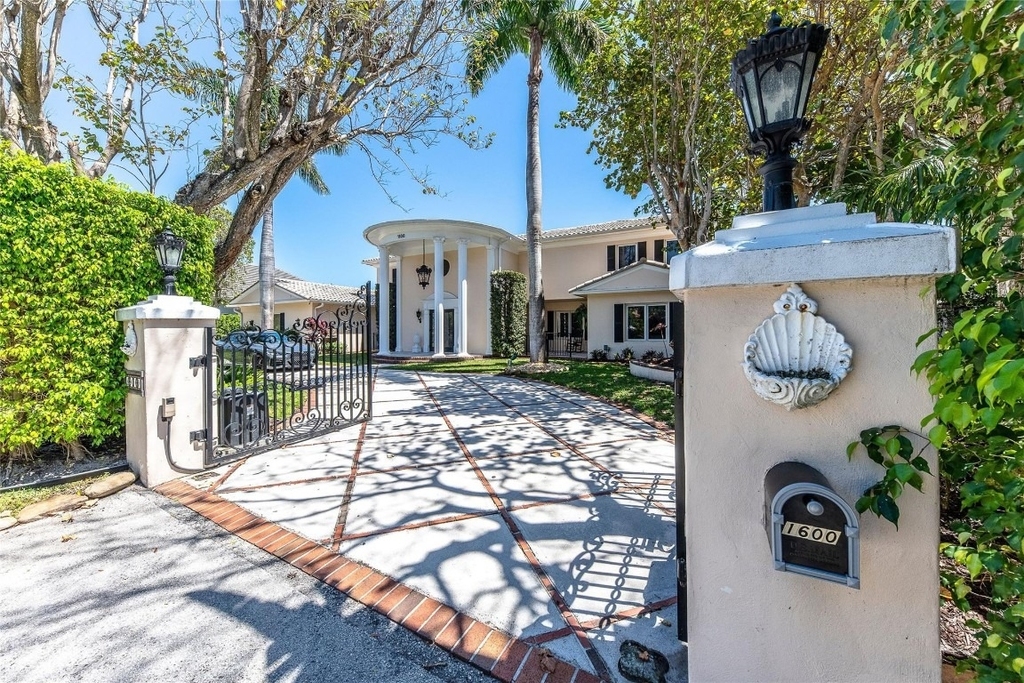 1600 S Ocean Drive - Photo 29