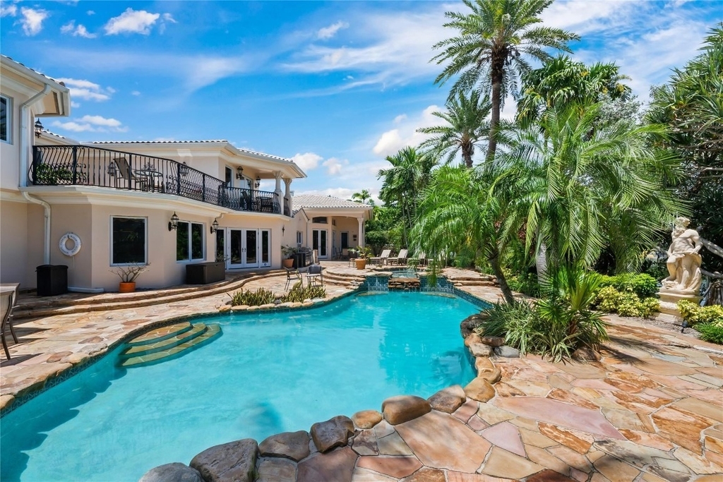 1600 S Ocean Drive - Photo 0