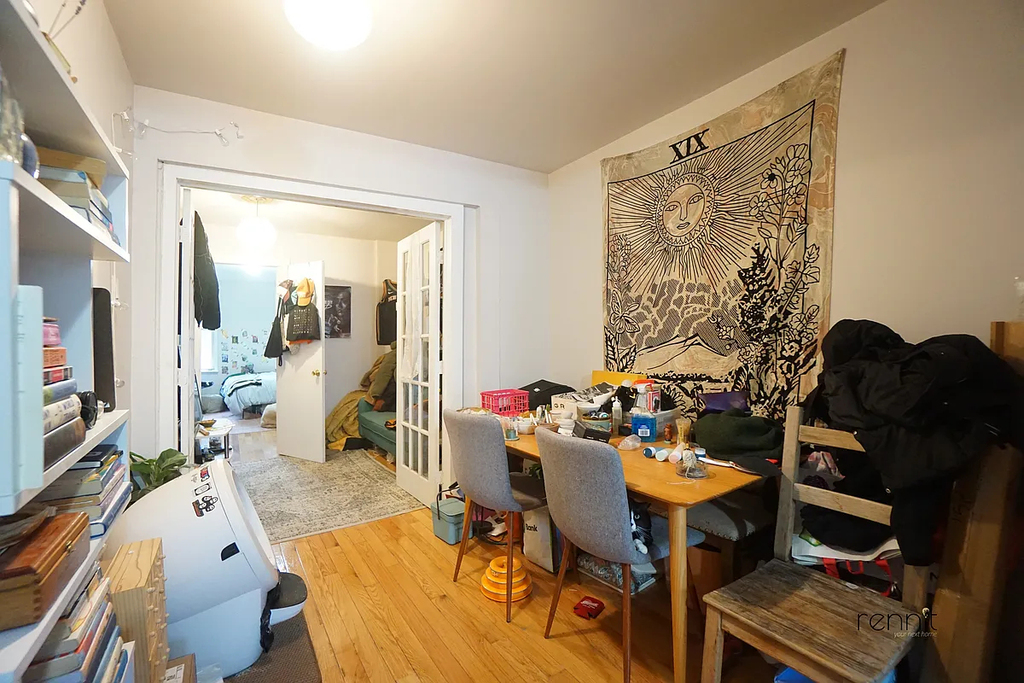 689 Park Avenue - Photo 2