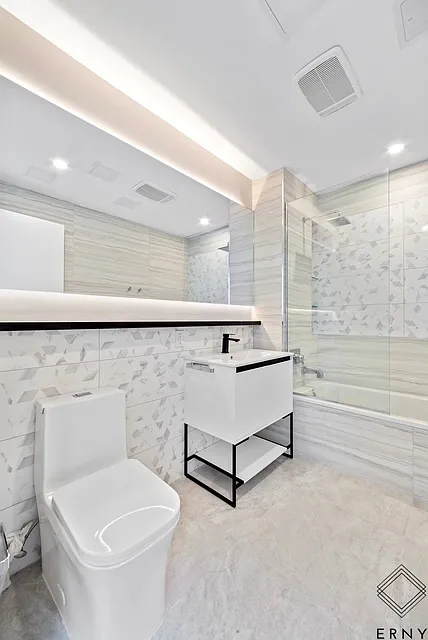 290 Linden Boulevard - Photo 4