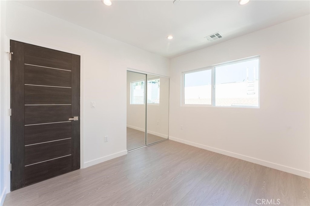 6845 N Haskell Avenue - Photo 10