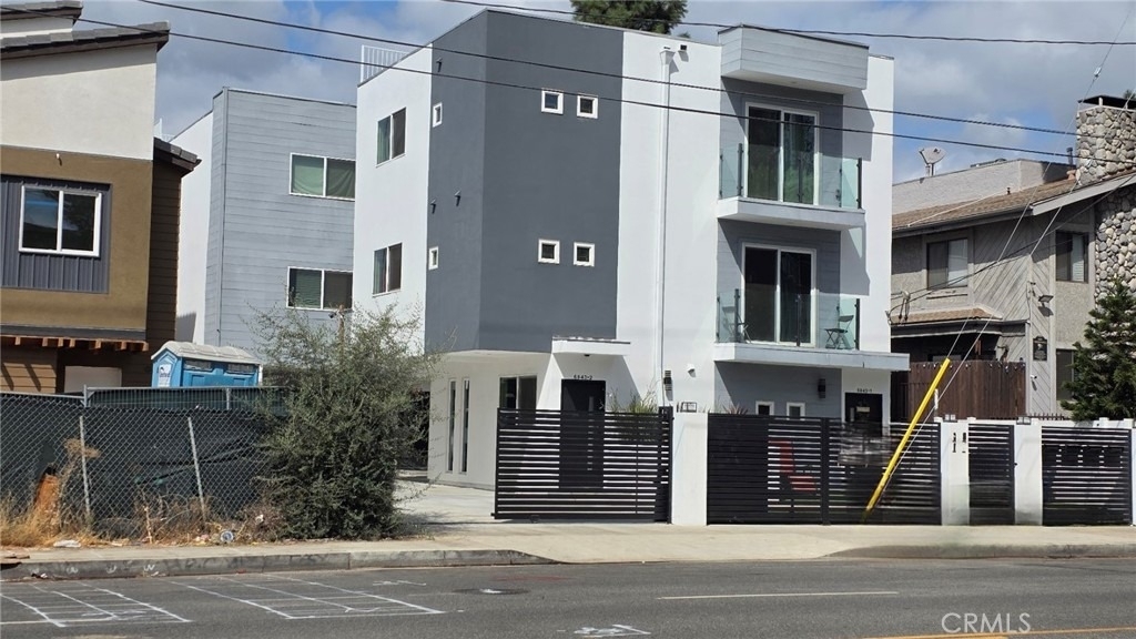 6845 N Haskell Avenue - Photo 1