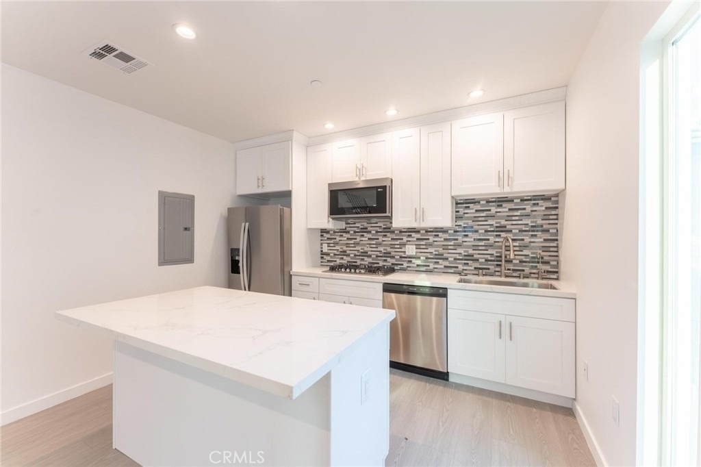 6845 N Haskell Avenue - Photo 19