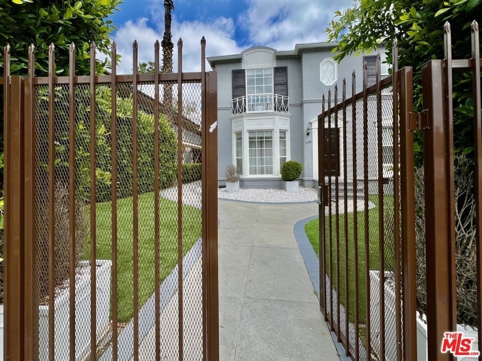 1724 El Cerrito Place - Photo 11