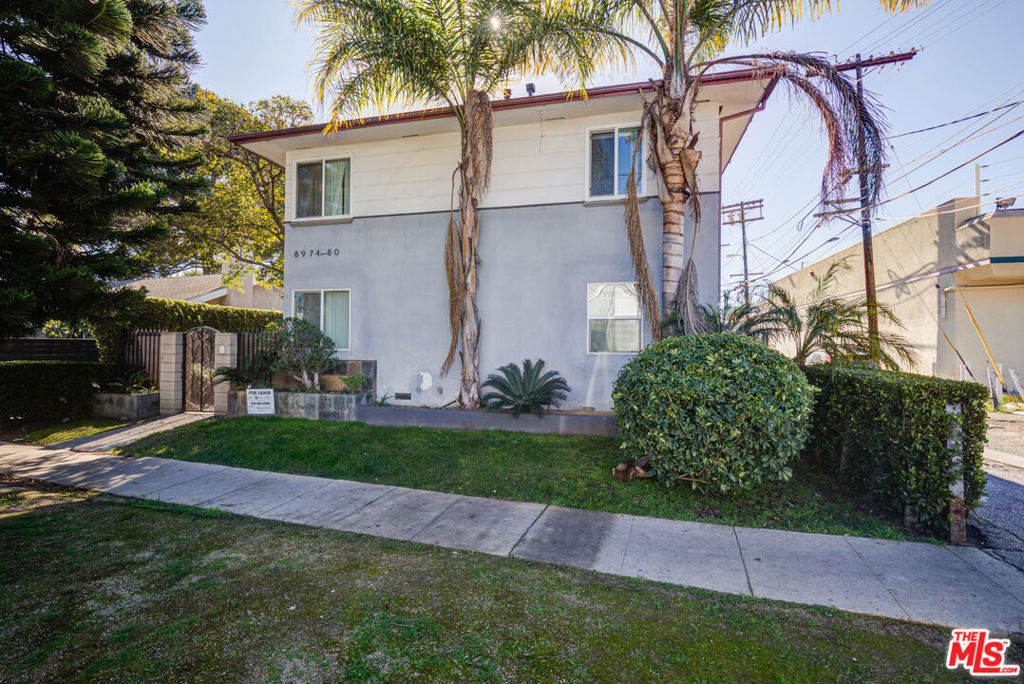 8976 Cadillac Avenue - Photo 0