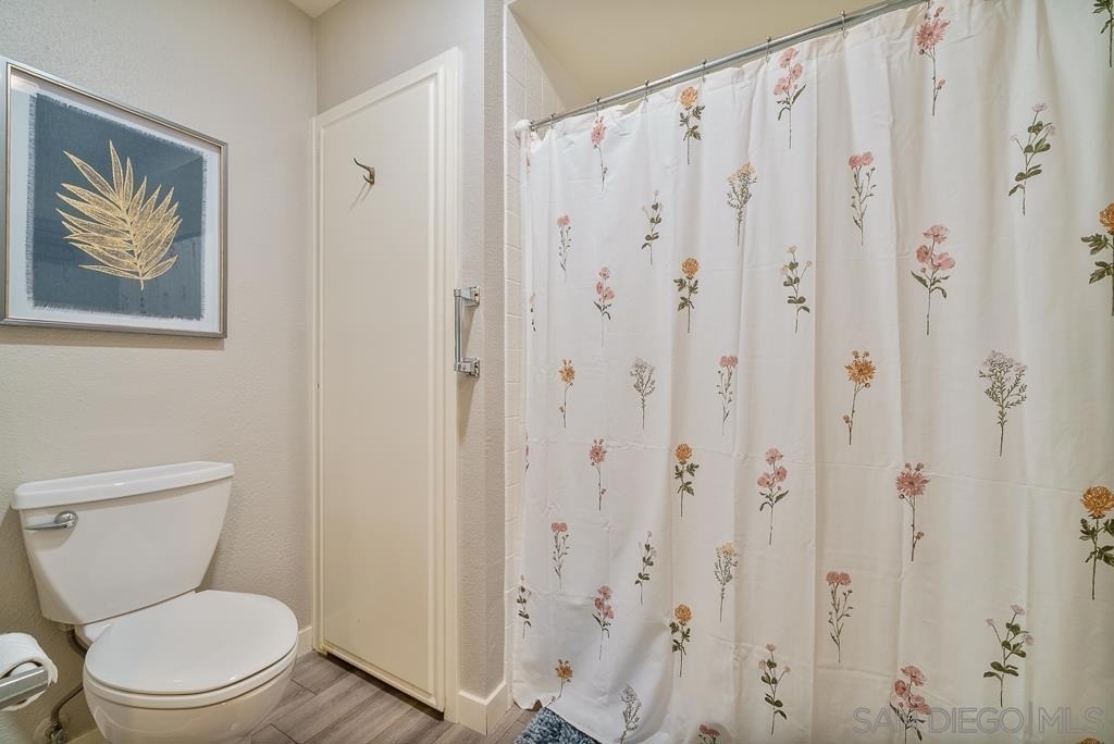 17637 Pomerado Rd - Photo 18