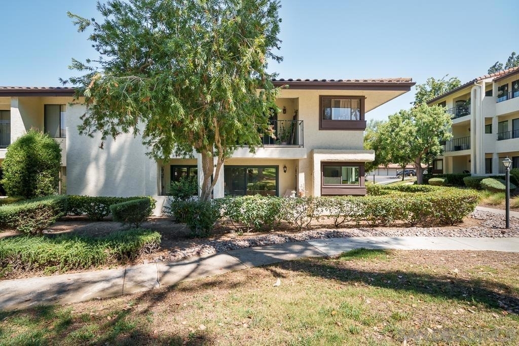 17637 Pomerado Rd - Photo 38