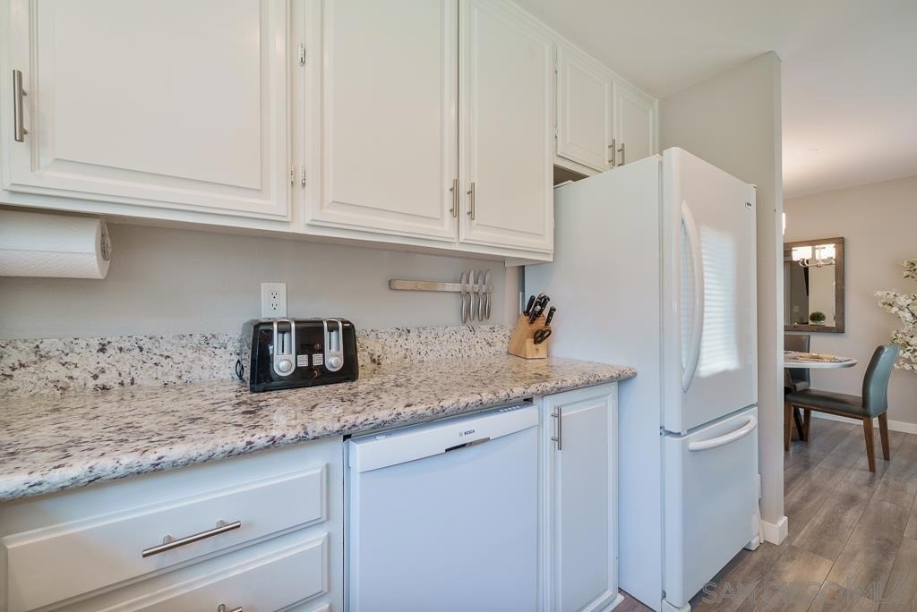17637 Pomerado Rd - Photo 11