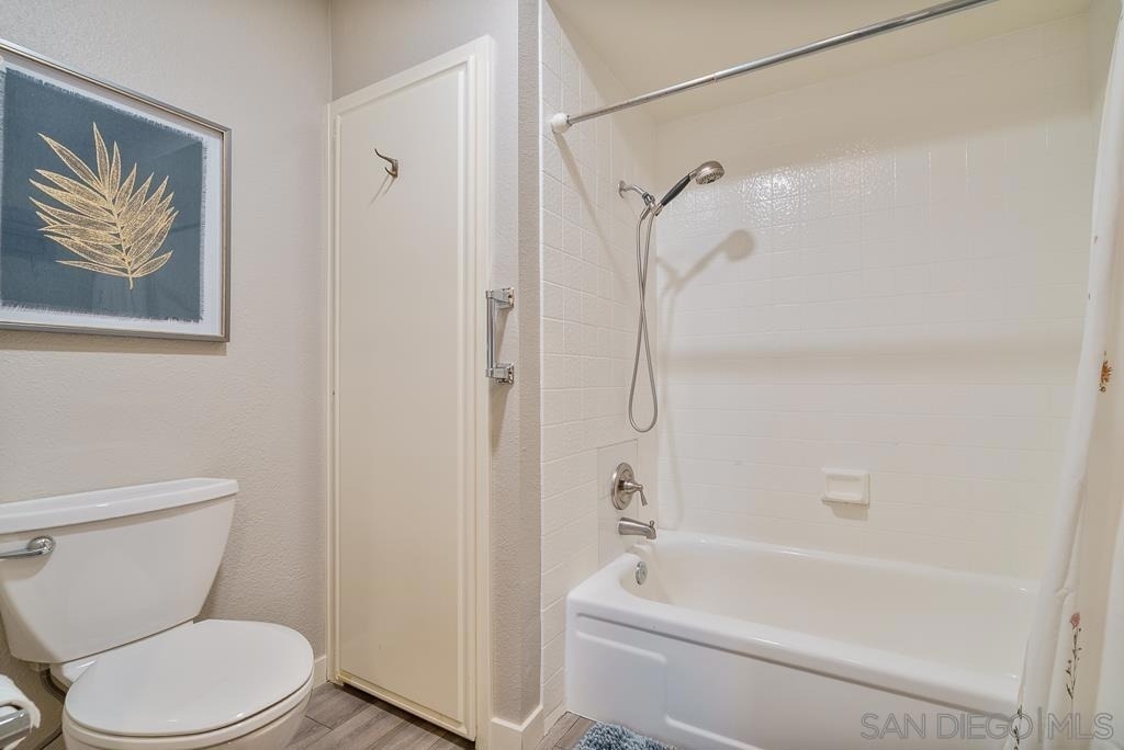 17637 Pomerado Rd - Photo 19
