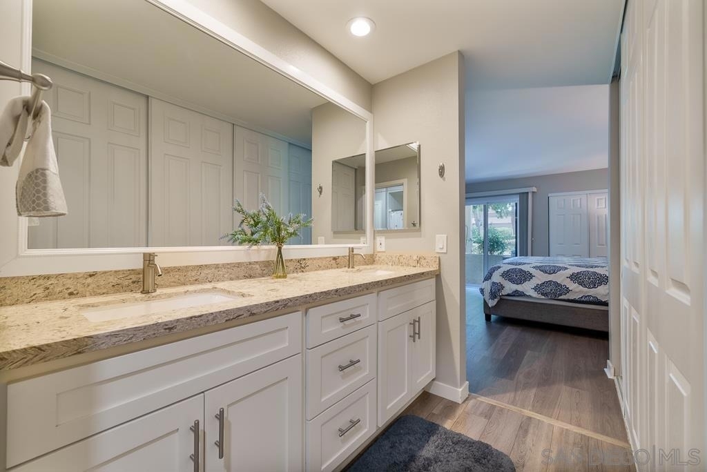 17637 Pomerado Rd - Photo 21