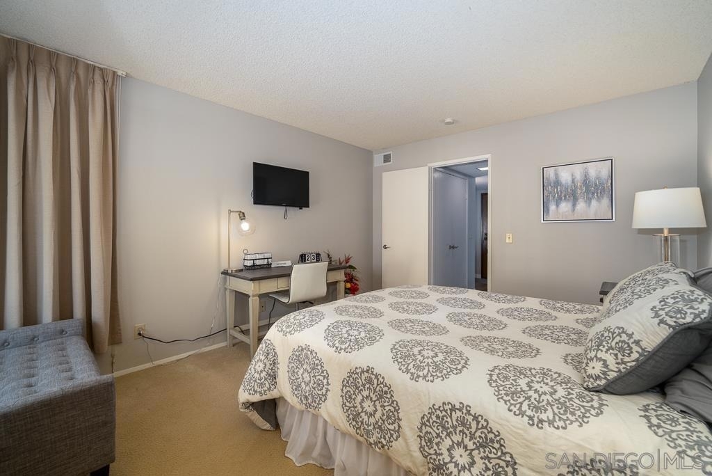 17617 Pomerado Rd - Photo 21