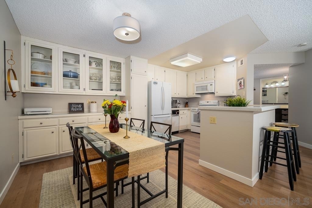 17617 Pomerado Rd - Photo 6