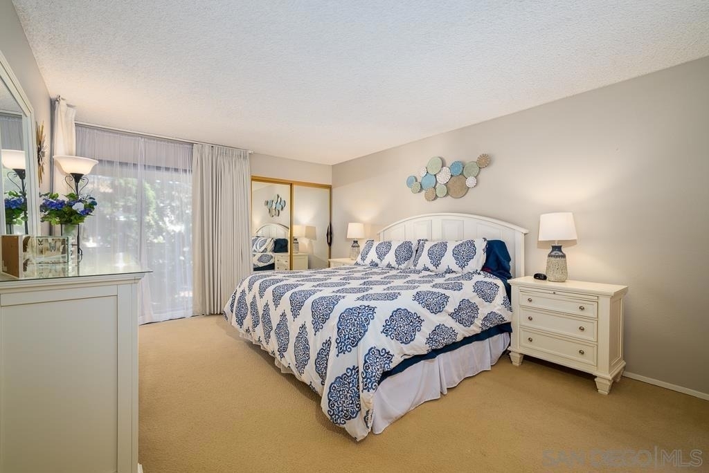 17617 Pomerado Rd - Photo 14