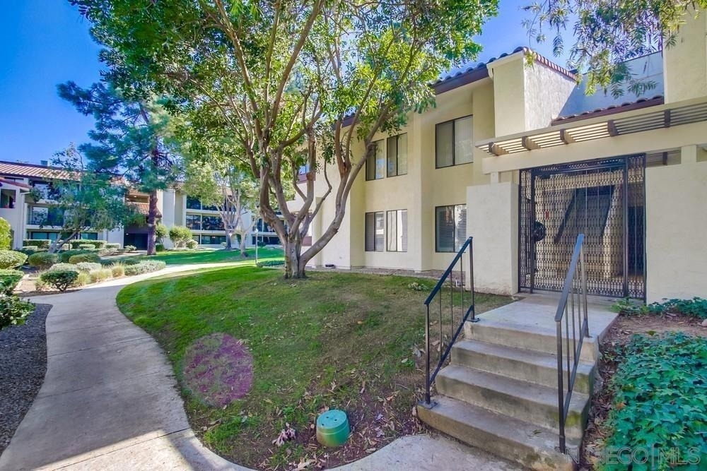 17617 Pomerado Rd - Photo 34