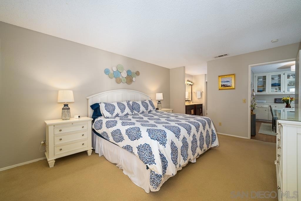17617 Pomerado Rd - Photo 15