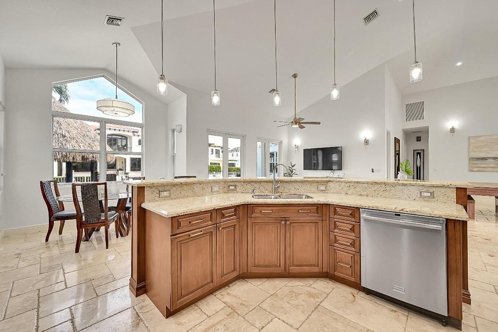785 Ne 71st Street - Photo 16