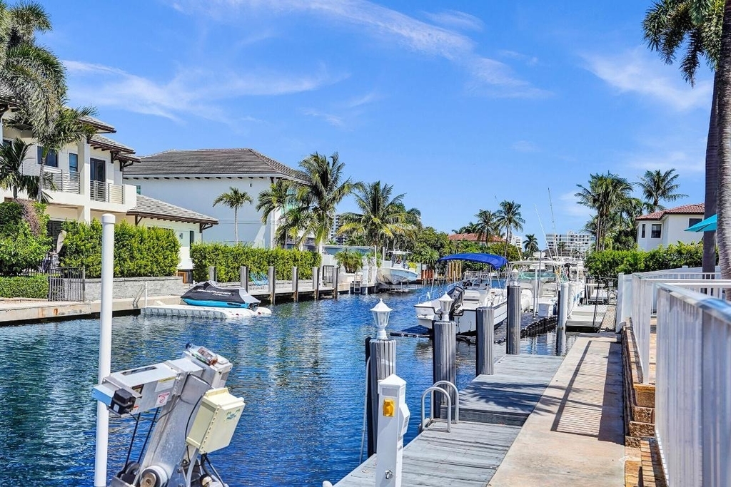 785 Ne 71st Street - Photo 4