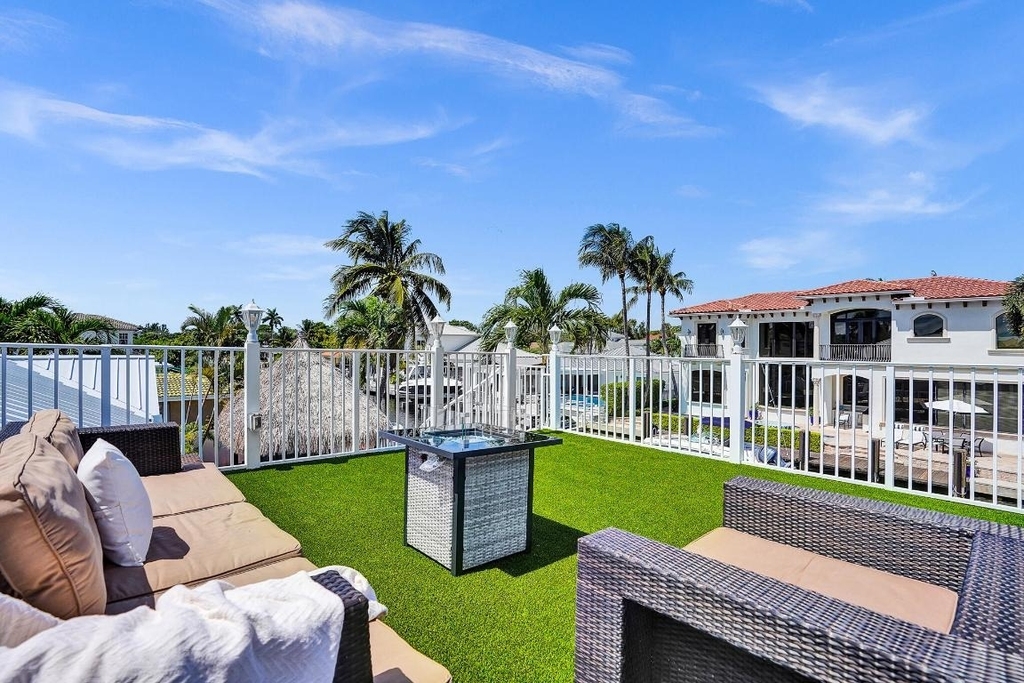 785 Ne 71st Street - Photo 48