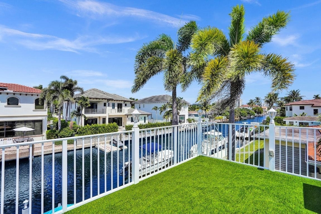 785 Ne 71st Street - Photo 5