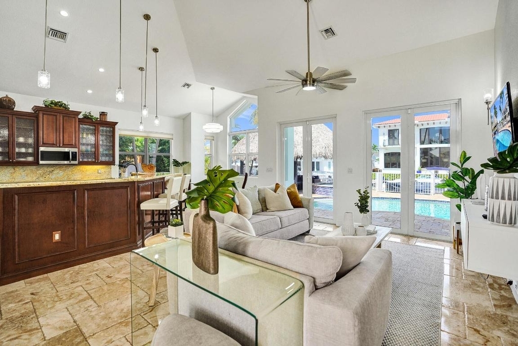 785 Ne 71st Street - Photo 12