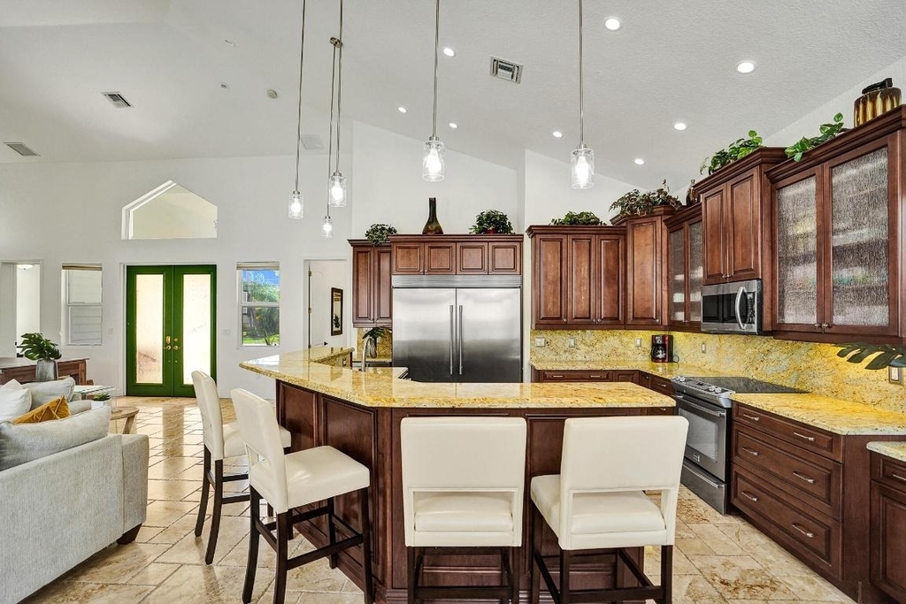 785 Ne 71st Street - Photo 18