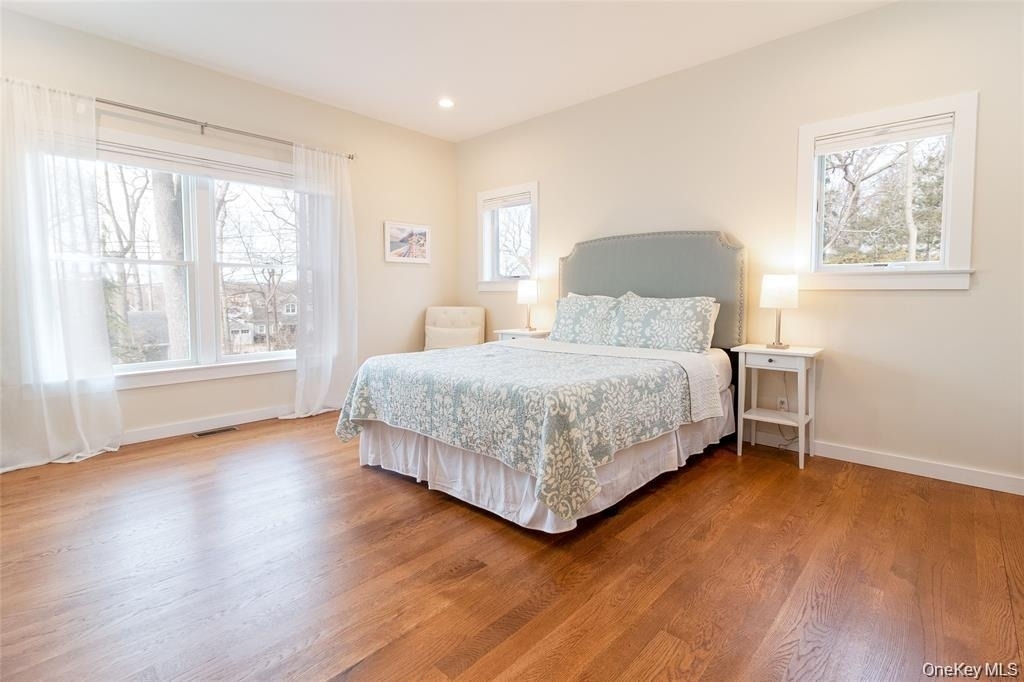 485 Hickory Avenue - Photo 9