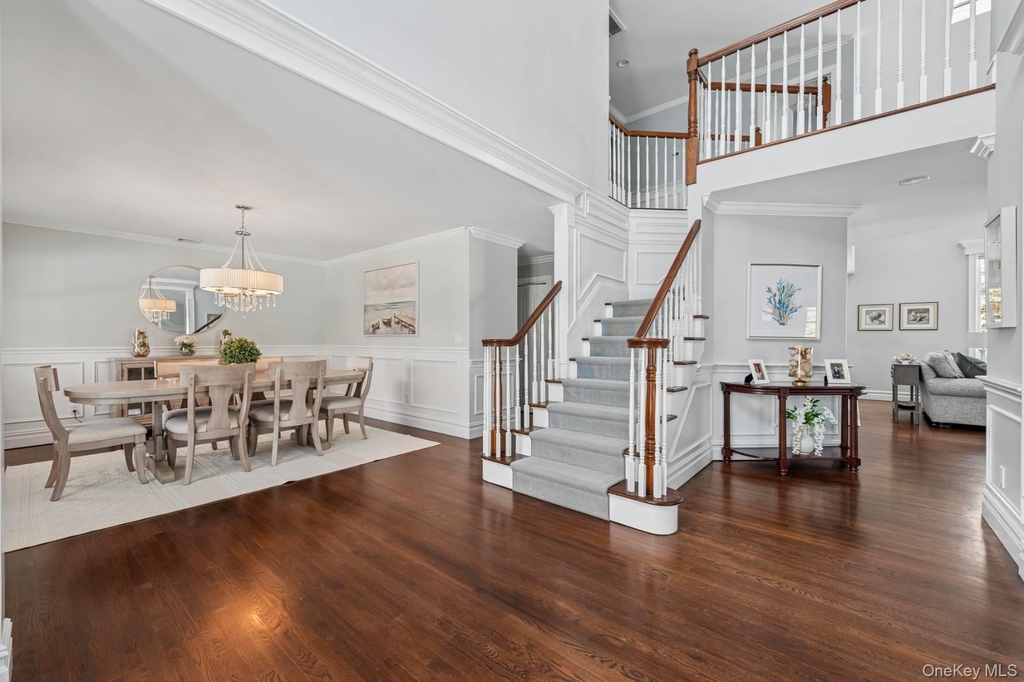 47 Bathing Beach Road - Photo 2