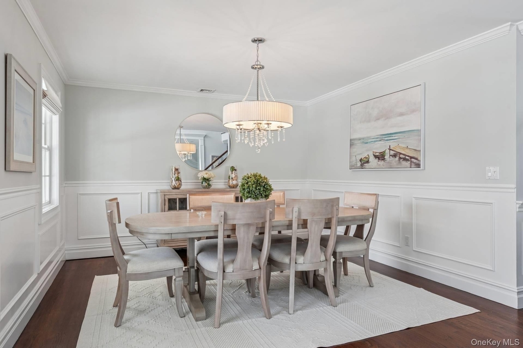 47 Bathing Beach Road - Photo 8