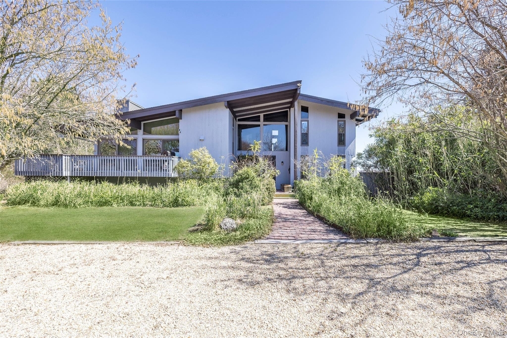 154 W Lake Drive - Photo 0