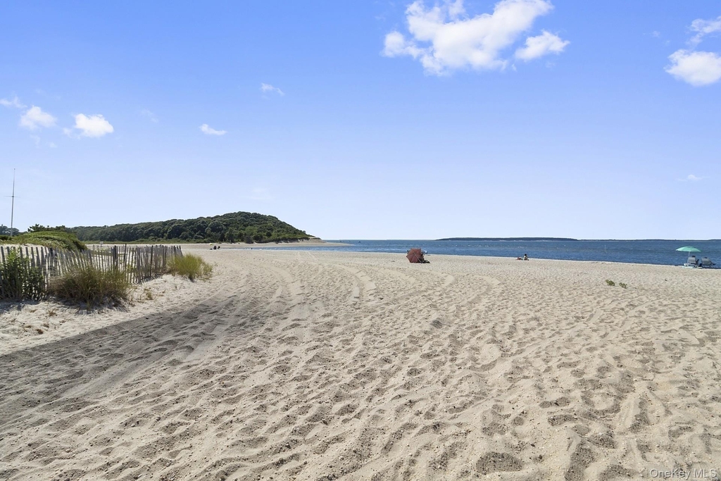42 Towd Point Road - Photo 24