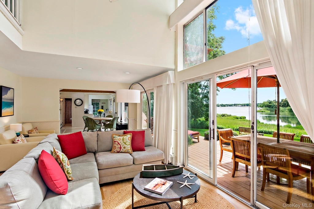 42 Towd Point Road - Photo 6