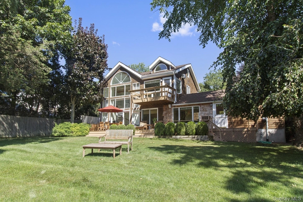 42 Towd Point Road - Photo 2
