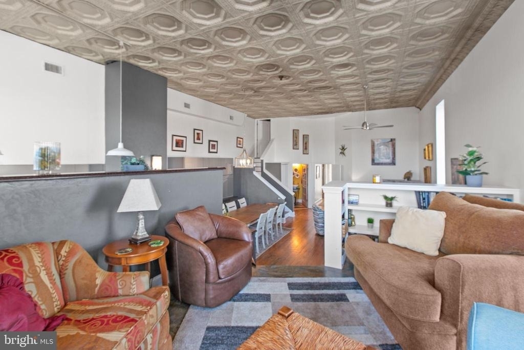 809 Caroline Street - Photo 15