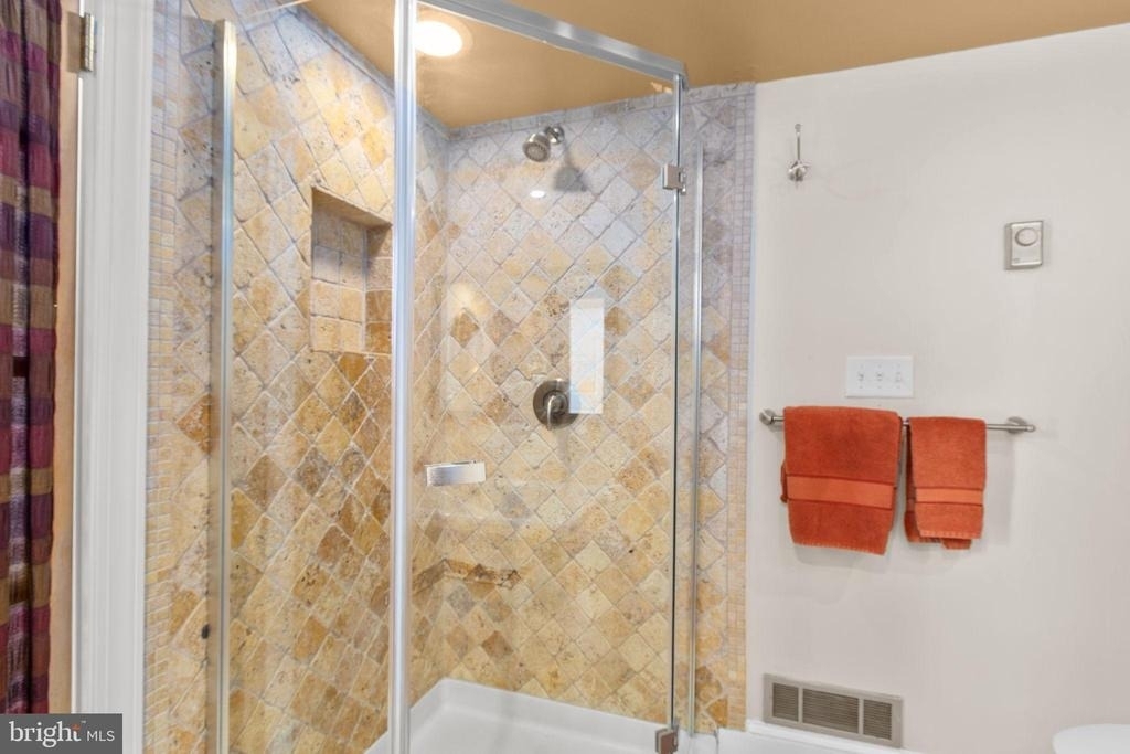 809 Caroline Street - Photo 7