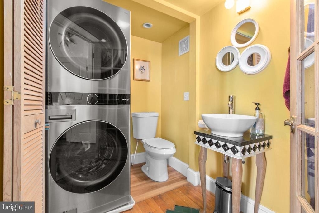 809 Caroline Street - Photo 18