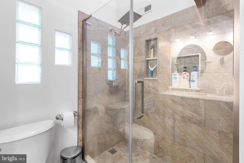 809 Caroline Street - Photo 22