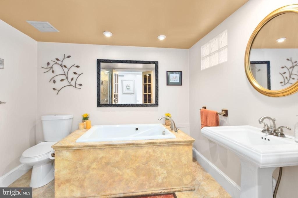 809 Caroline Street - Photo 6