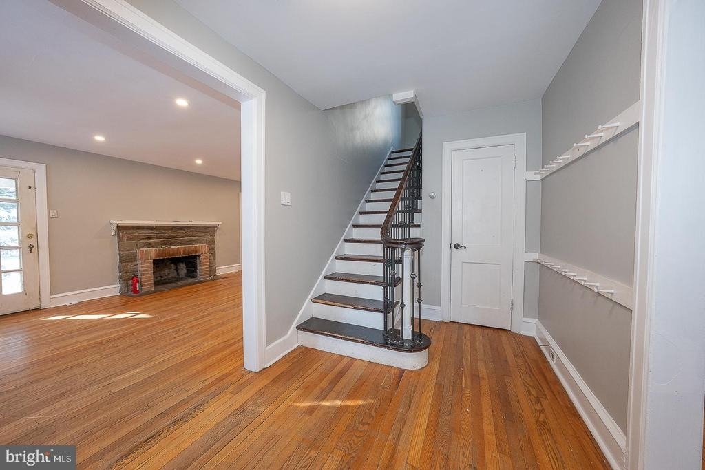 625 Chelten Hills Drive - Photo 1