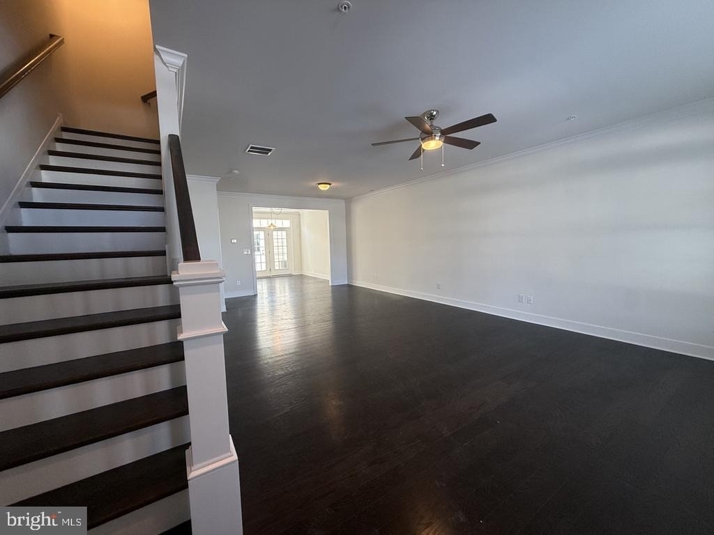 602 D Street - Photo 3