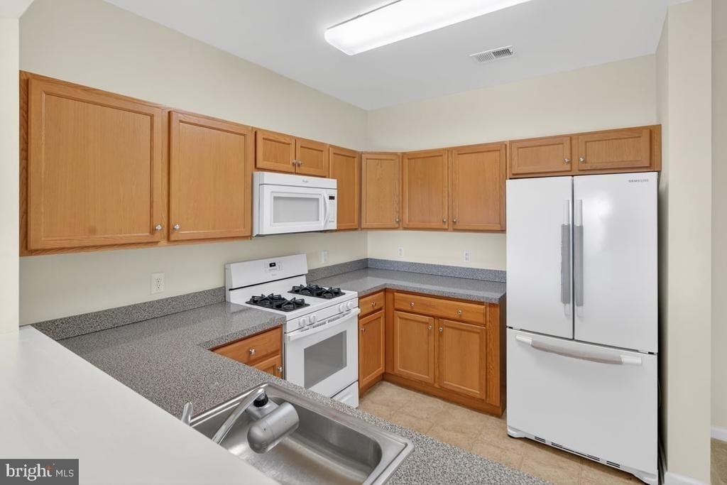1447 Sierra - Photo 8