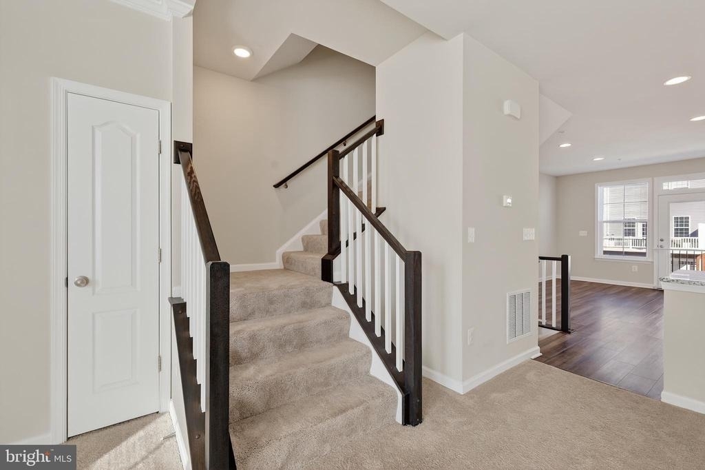 1023 Flester Lane - Photo 16