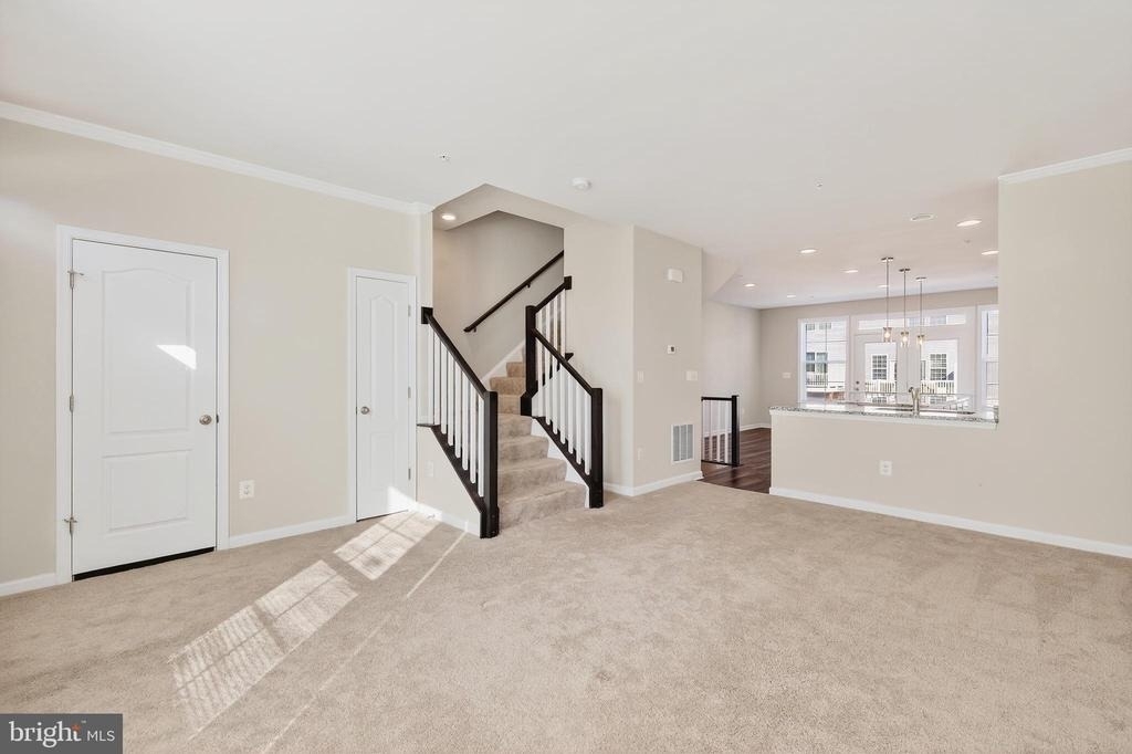 1023 Flester Lane - Photo 2