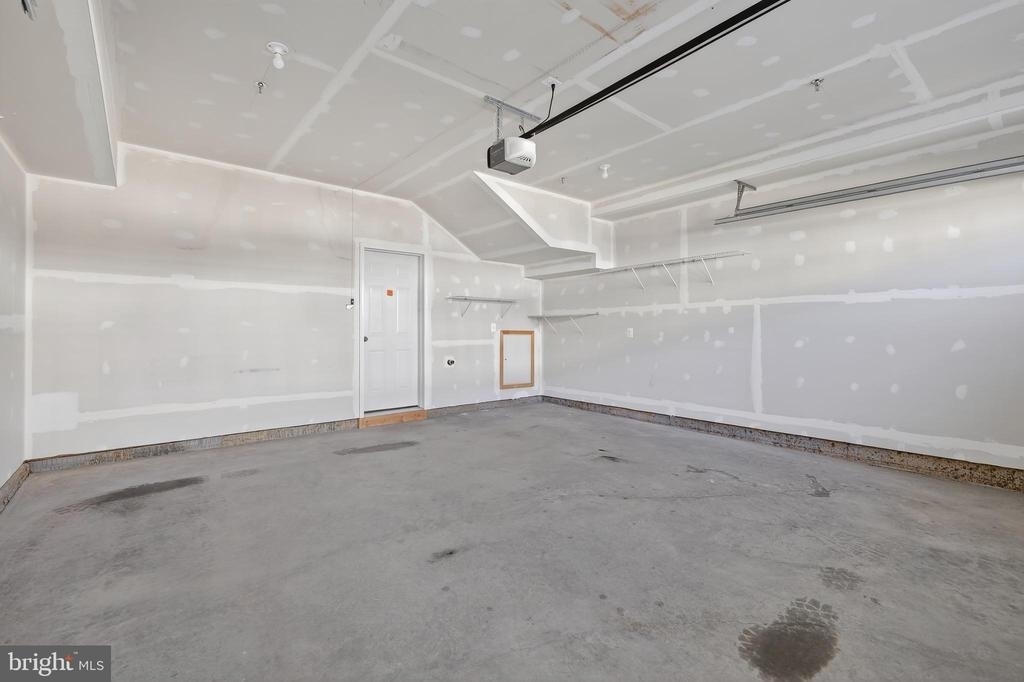 1023 Flester Lane - Photo 35
