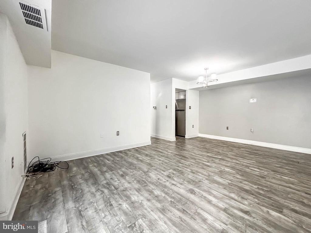 11408 Cherry Hill Road - Photo 9
