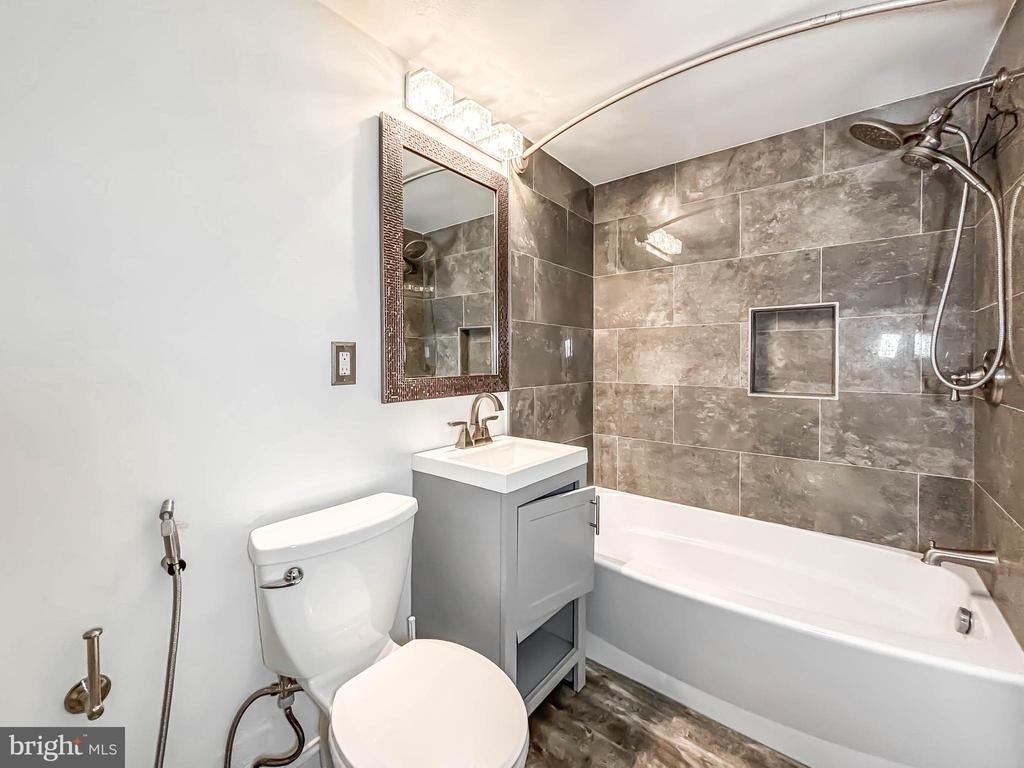 11408 Cherry Hill Road - Photo 15