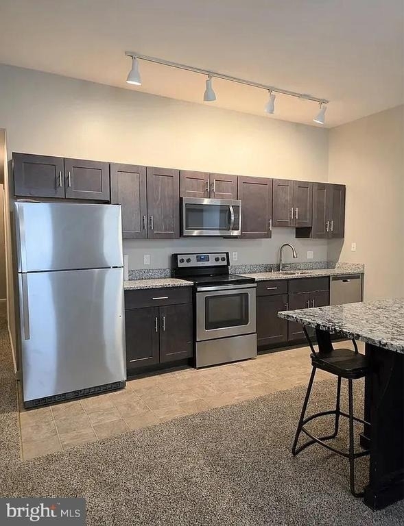 2128 Fleet Street - Photo 0