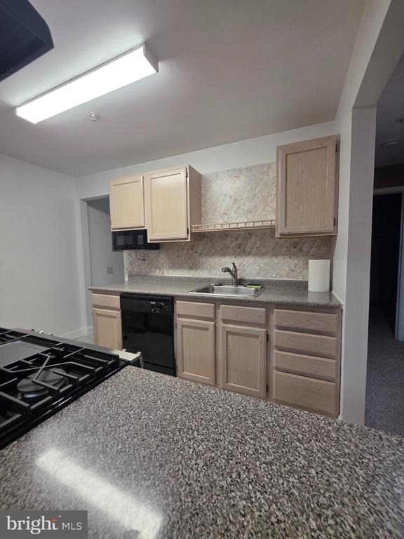 2809 Waters Edge Drive - Photo 13