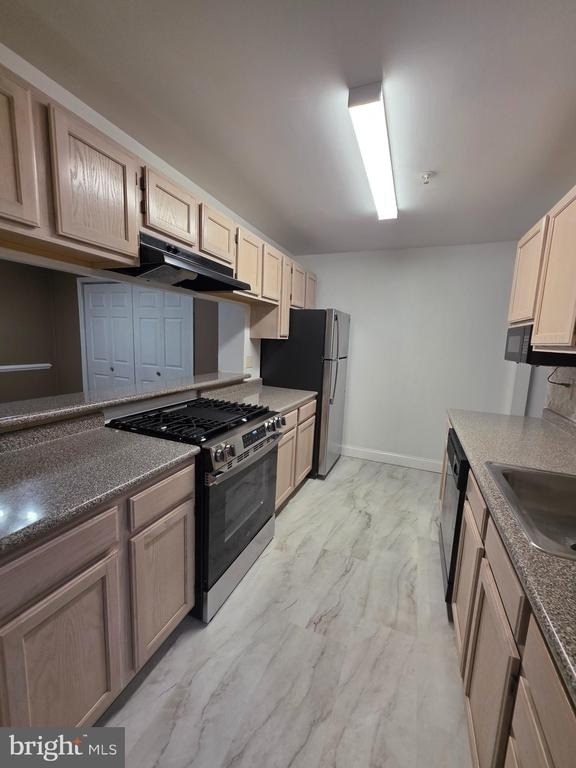 2809 Waters Edge Drive - Photo 16