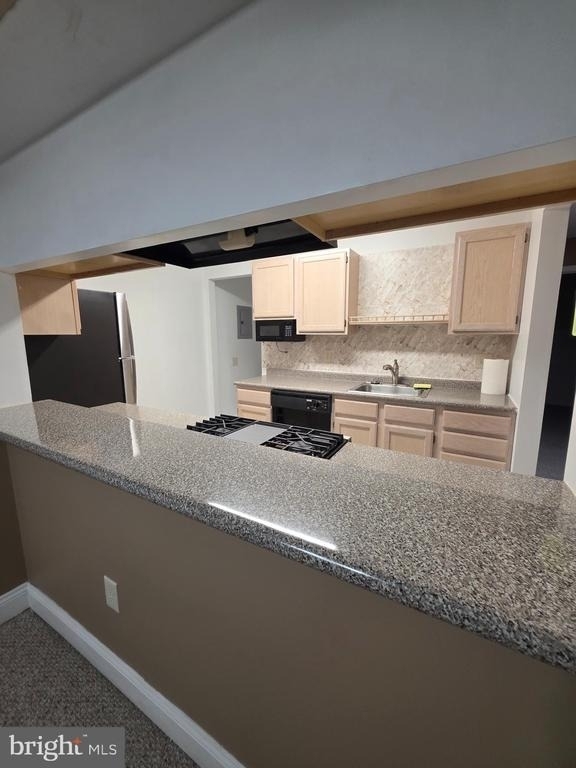 2809 Waters Edge Drive - Photo 11